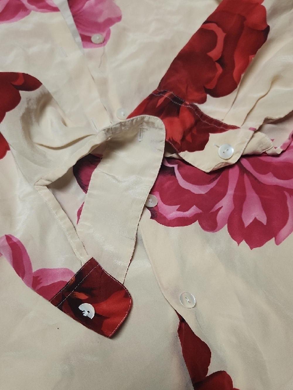 Saks Fifth Avenue Cream Button-Down Shirt with Pink & Red Floral Pattern - Picture 2 of 9